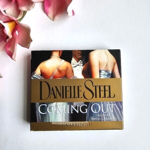 Danielle Steel - Coming Out Read By David Garrison 4 CDs Set Unabridged, 5 Hours